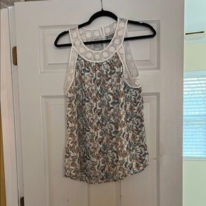 Daniel Rainn White Tank Top with Flowy Style and Rounded Neckline